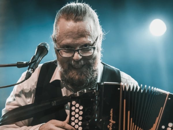 Antti Paalanen et Mojo