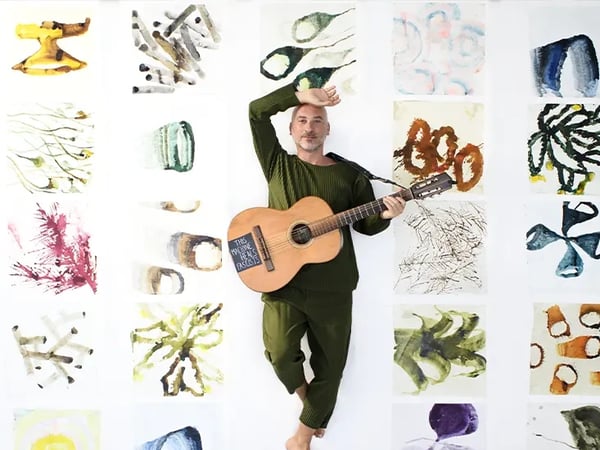 Lucas Santtana, Brasiliano